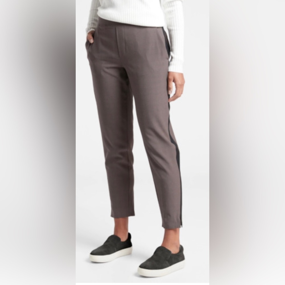 Athleta Taupe Cropped Side-Stripe Trousers
